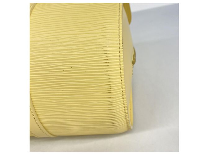 Borsa Louis Vuitton Epi Soufflot Giallo - vista 8