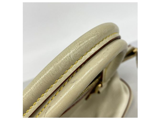 Bolso Louis Vuitton Suhali Lockit MM Blanco - vista 9