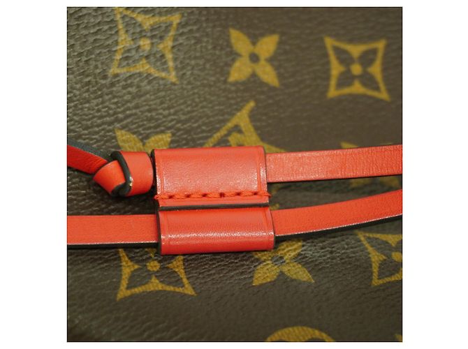 Néonoé Borsa a tracolla Louis Vuitton Monogram NeoNoe Rosso - vista 11