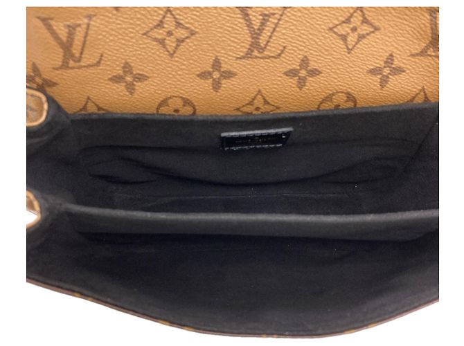 Borsa Louis Vuitton Pochette Métis in Monogram Reverse Monogramma - vista 5