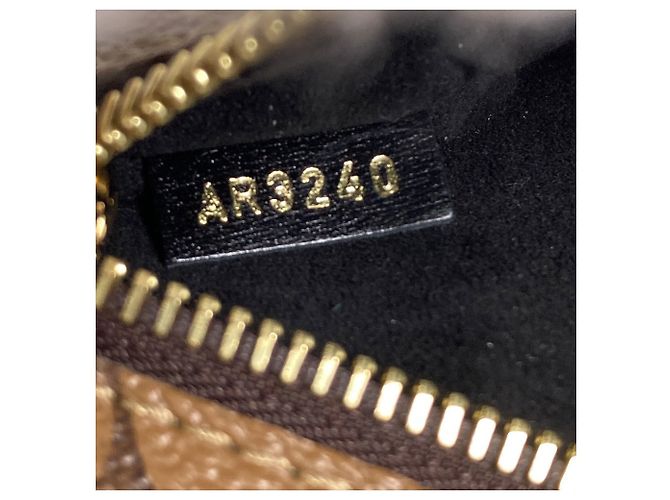 Borsa Louis Vuitton Pochette Métis in Monogram Reverse Monogramma - vista 7