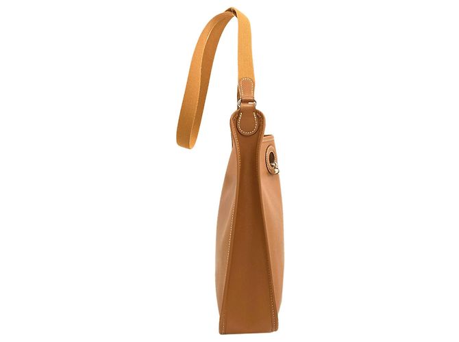 Hermès Borsa a tracolla Hermes Vespa PM Gold Marrone - vista 3