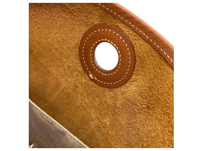 Hermès Borsa a tracolla Hermes Vespa PM Gold Marrone - vista 8