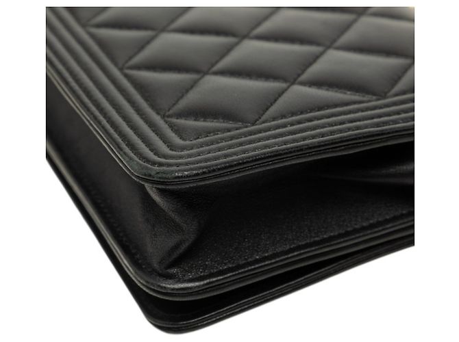 Chanel Boy Chain Wallet aus Lammleder Schwarz - Ansicht 4