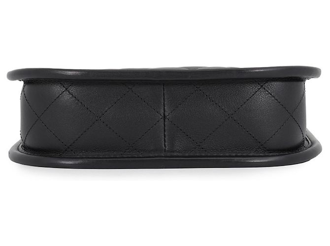 Timeless Borsa a tracolla Chanel Matelassé in pelle d'agnello nera Nero - vista 3
