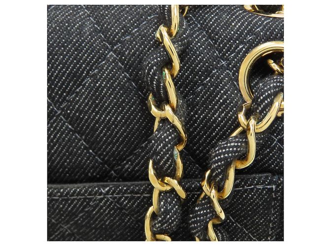 Borsa a tracolla Chanel Matelassé Double Flap Nero - vista 19