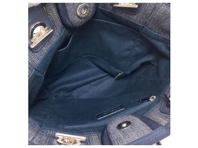 Borsa Tote Chanel A66939 Deauville PM Blu navy - vista 5