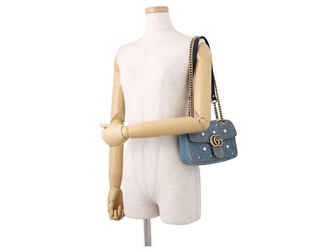 Borsa a tracolla Gucci GG Marmont Small in denim con catena Blu - vista 4