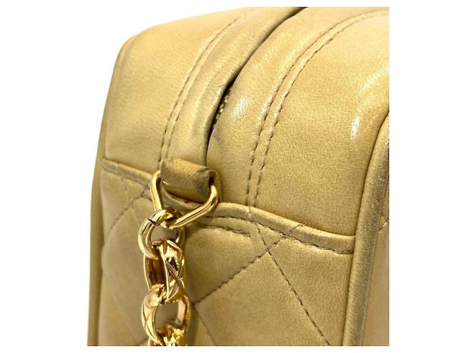Borsa a tracolla Chanel Matelassé Diana con nappa e catena Nero Beige D'oro - vista 10