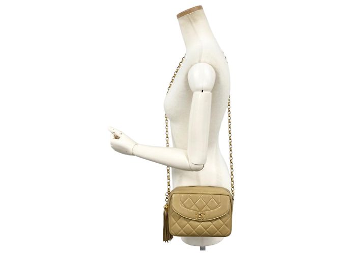 Borsa a tracolla Chanel Matelassé Diana con nappa e catena Nero Beige D'oro - vista 16