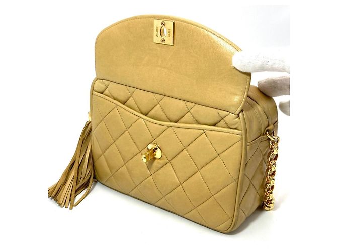 Borsa a tracolla Chanel Matelassé Diana con nappa e catena Nero Beige D'oro - vista 5