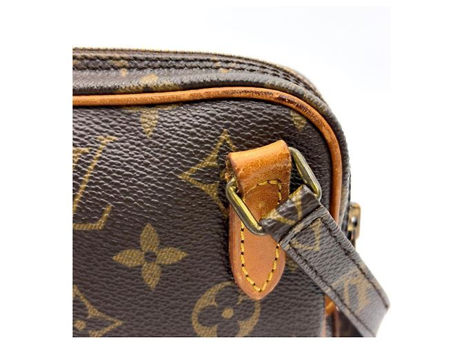 Louis Vuitton Pochette Marly Bandoulière Shoulder Bag Marrone Nero Monogramma - vista 8