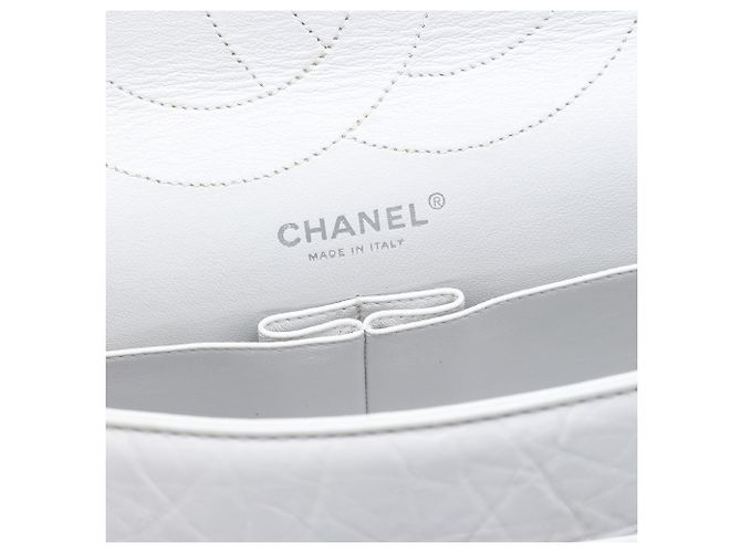 Chanel White Quilted Aged Calfskin Reissue 2.55 Double Flap 227 Bianco - vista 5
