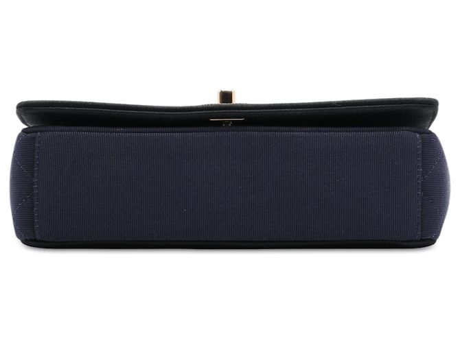 Chanel Blue Small Bicolor Quilted Grosgrain Satin Small Mademoiselle Double Flap Blu navy - vista 3