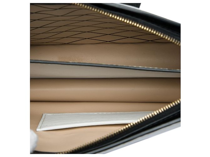 Clutch Trunk Louis Vuitton in pelle Epi bianca - vista 4