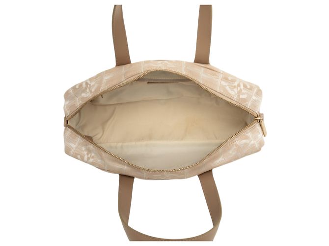 Borsa Chanel Beige New Travel Line in nylon - vista 4