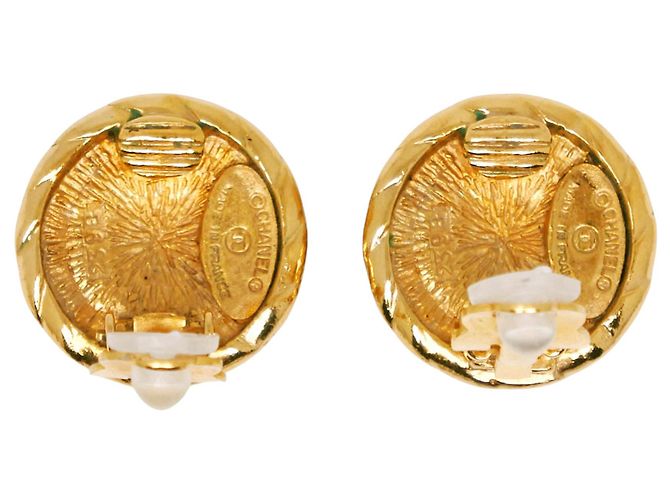 Orecchini a clip rotondi placcati oro Chanel Gold CC D'oro - vista 3