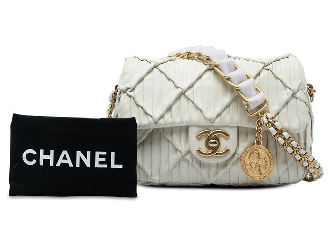 Chanel White Mini Pleated Calfskin Chain Soul Flap Bianco Crudo - vista 7