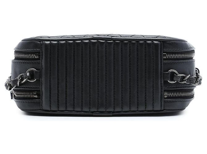 Borsa Chanel Coco Boy Camera Small in pelle di agnello matelassé nera Nero - vista 3