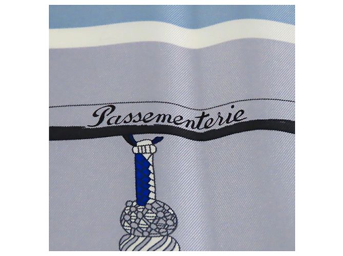 Foulard di seta Hermès Blue Passementerie Quadri 90 - vista 5
