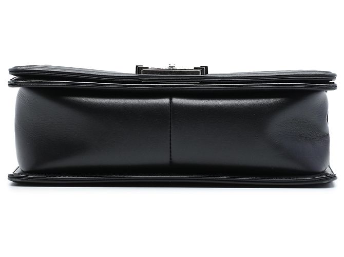 Chanel Black Old Medium Quilted Lambskin Boy Flap Nero - vista 3
