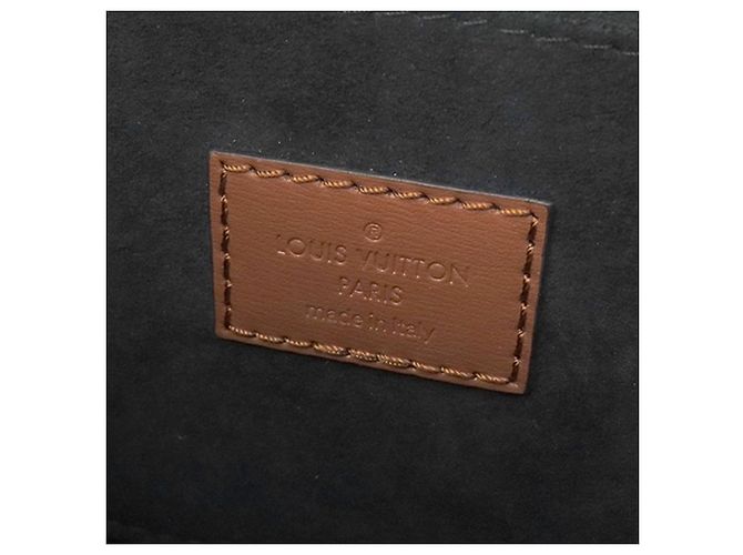Louis Vuitton Brown Monogram Reverse Dauphine MM Marrone - vista 5