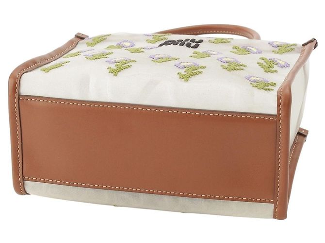 Sac à main Miu Miu en maille brodée avec garnitures en cuir blanc - vue 3