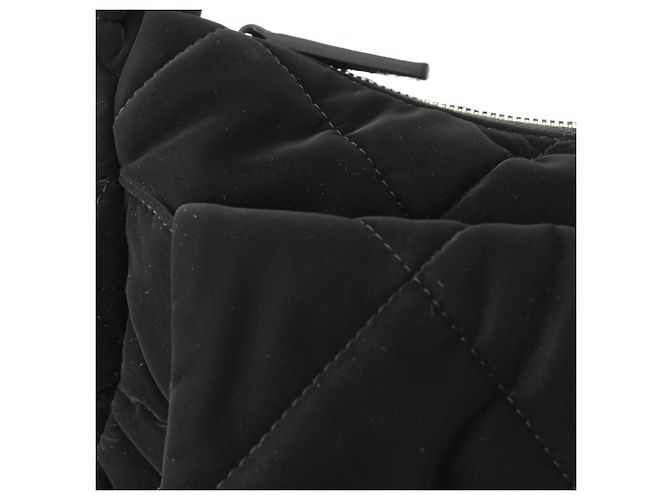 Borsa Bowling Chanel in nylon effetto velluto matelassé Large CC Nera Nero - vista 11