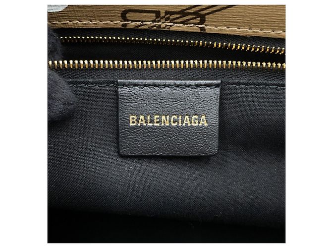 Borsa Balenciaga Signature BB Monogram Small Marrone - vista 16