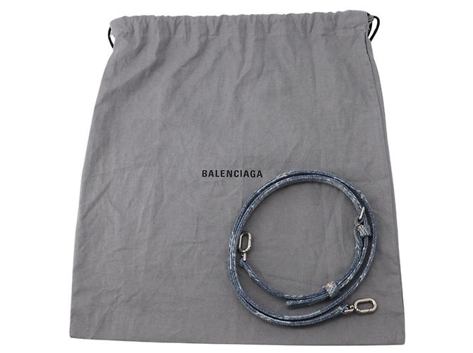 Borsa a mano Balenciaga Hourglass BB Monogram Small Blu - vista 18