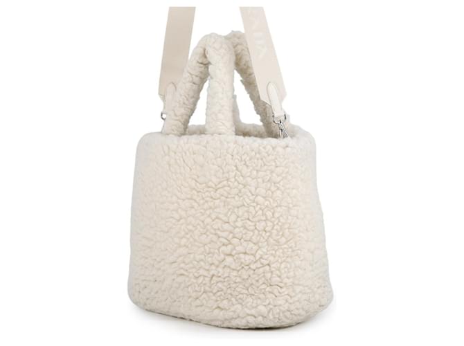 Borsa Tote piccola Prada Triangle in shearling Bianco - vista 2