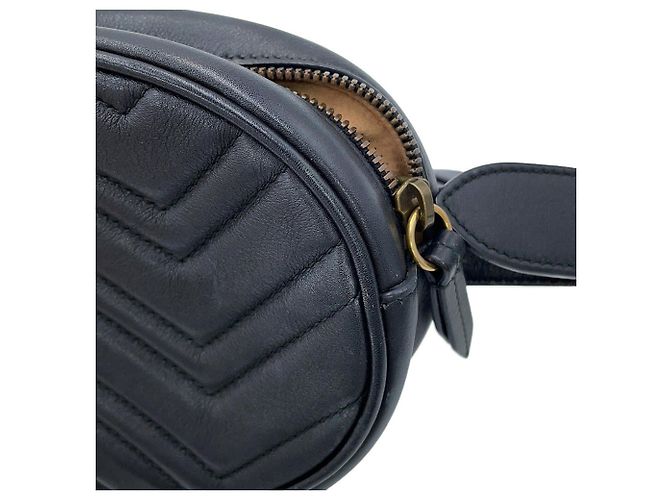 Borsa a tracolla Gucci GG Marmont in pelle Nero - vista 7