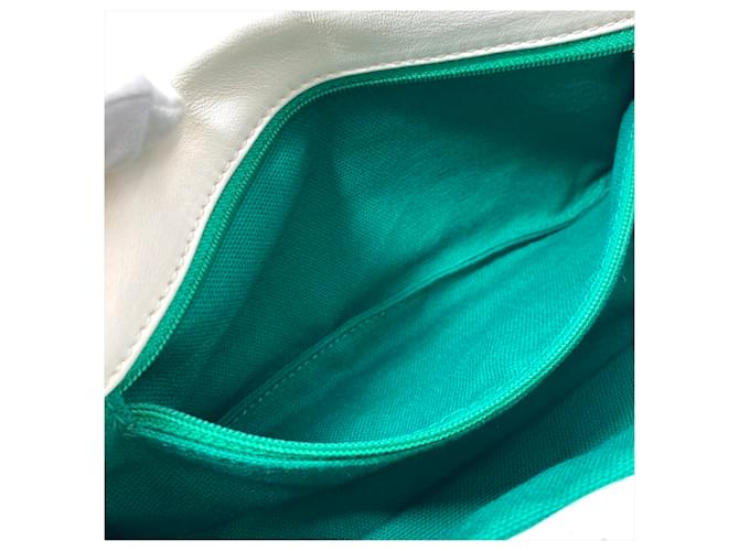 Borsa a tracolla con catena Chanel verde e bianca Bianco - vista 14