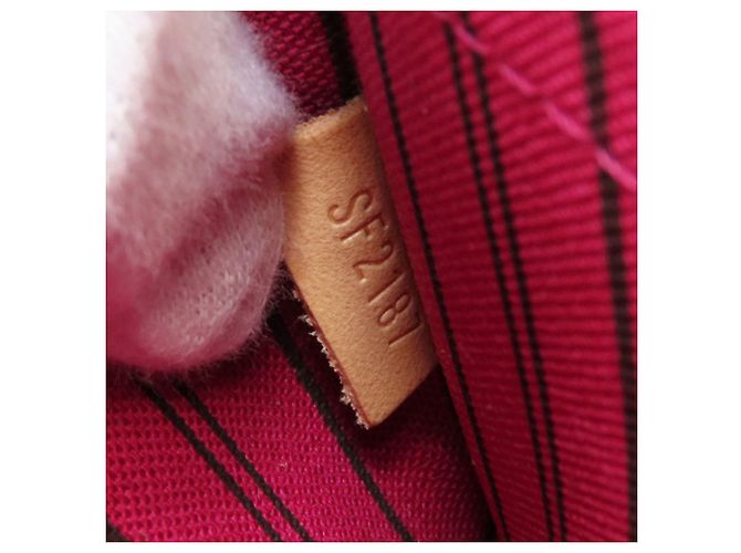 Borsa Tote Louis Vuitton Neverfull MM Rosa Monogramma - vista 9