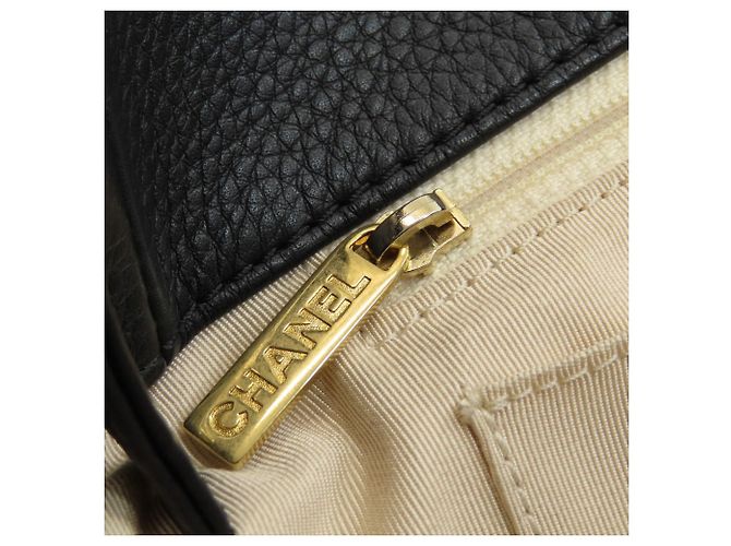Chanel Matelassé Chain Tote Schwarz - Ansicht 13