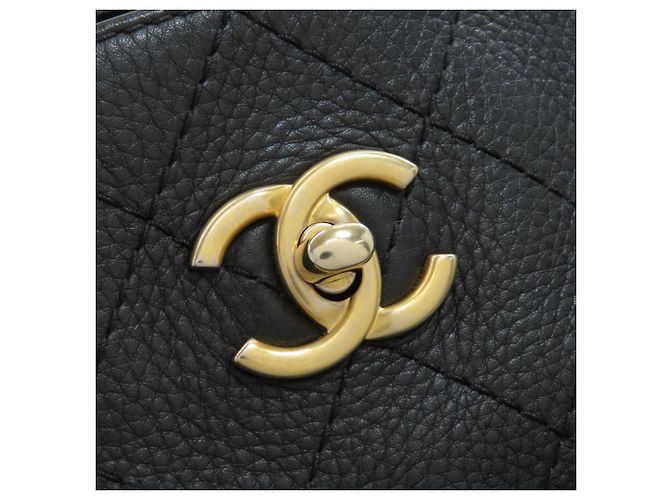 Chanel Matelassé Chain Tote Schwarz - Ansicht 14