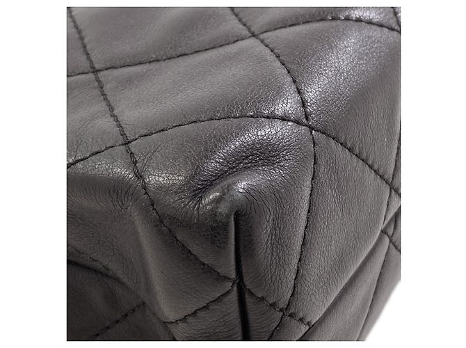 Borsa a tracolla Chanel Matelassé Coco Mark Nero - vista 21