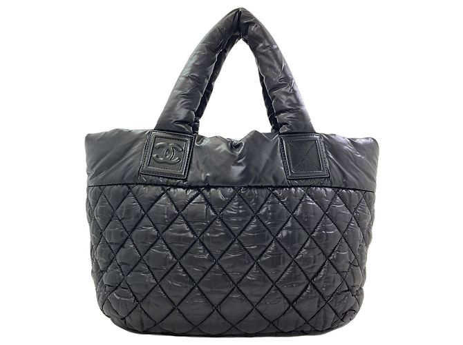 Borsa a mano Chanel A48610 Coco Cocoon PM Nero - vista 2