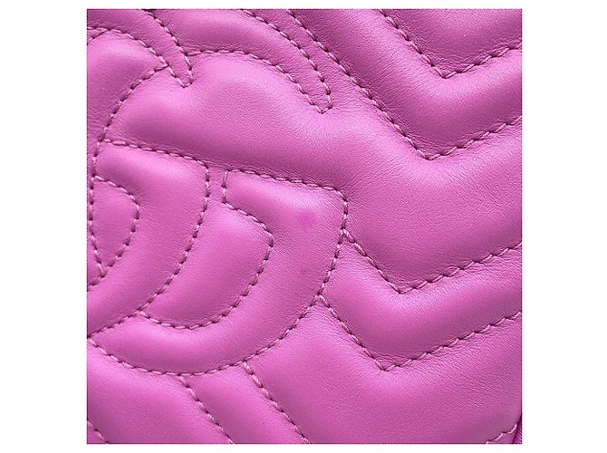 Gucci GG Marmont Schultertasche aus Leder mit Kette Lila - Ansicht 7
