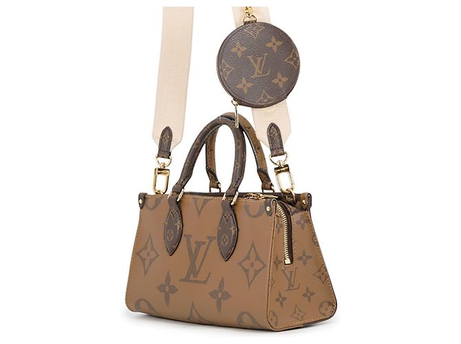 Bolso Louis Vuitton Monogram Reverse Giant OnTheGo EW Roja - vista 2