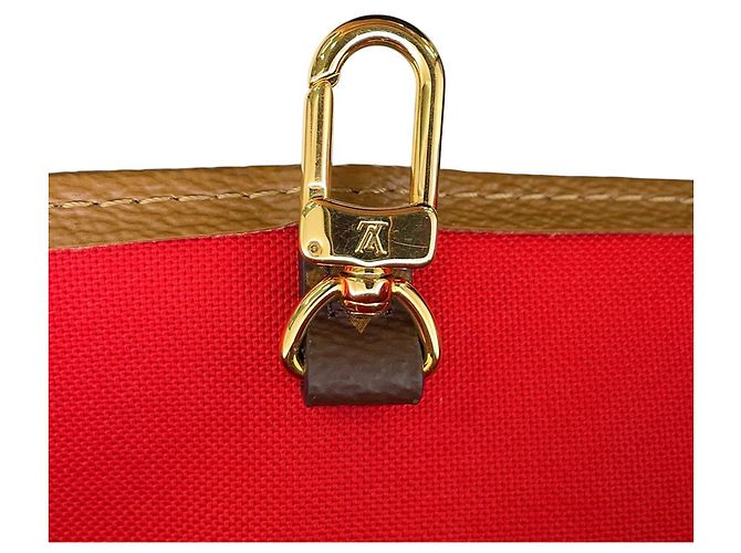 Borsa Tote Louis Vuitton Monogram Reverse Giant OnTheGo GM Rosso Monogramma - vista 13