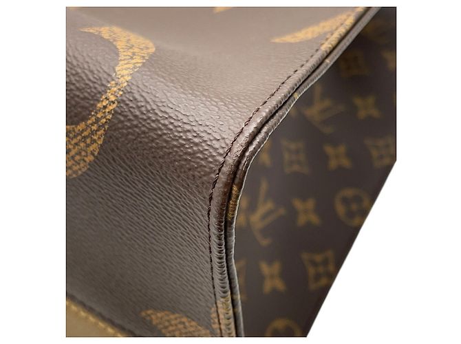 Borsa Tote Louis Vuitton Monogram Reverse Giant OnTheGo GM Rosso Monogramma - vista 8