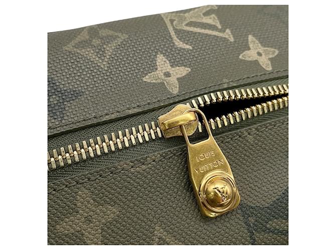 Pochette Louis Vuitton Monogram Verde Cachi Monogramma - vista 14