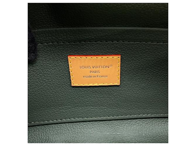 Pochette Louis Vuitton Monogram Verde Cachi Monogramma - vista 16