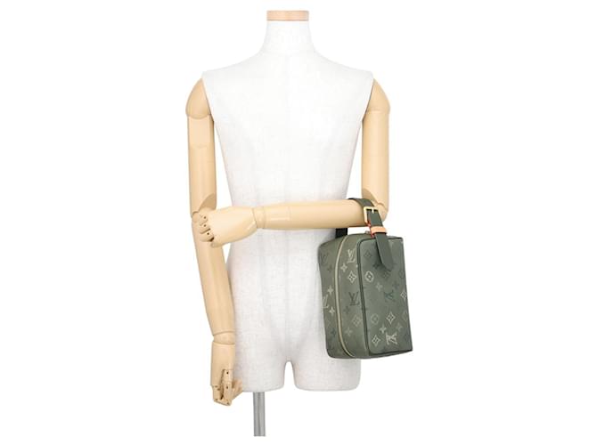 Pochette Louis Vuitton Monogram Verde Cachi Monogramma - vista 5