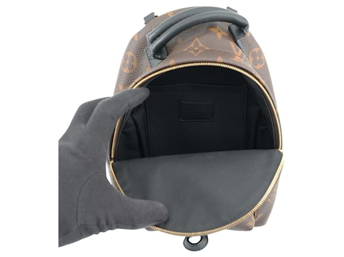 Palm Springs Zaino MINI Monogram Louis Vuitton Nero Monogramma - vista 5