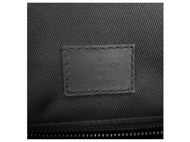 Borsa Louis Vuitton Monogram Taurillon Christopher PM Nero Monogramma - vista 15