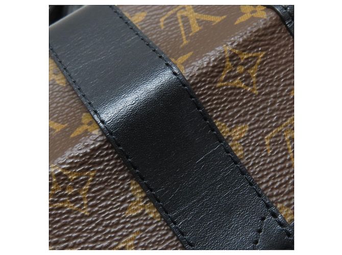 Louis Vuitton Pochette Trunk Vertical Shoulder Bag Monogramma - vista 12