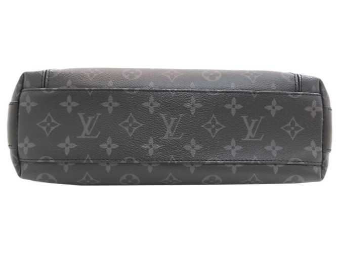 Borsa a tracolla Louis Vuitton Odyssée Messenger PM Nero - vista 4