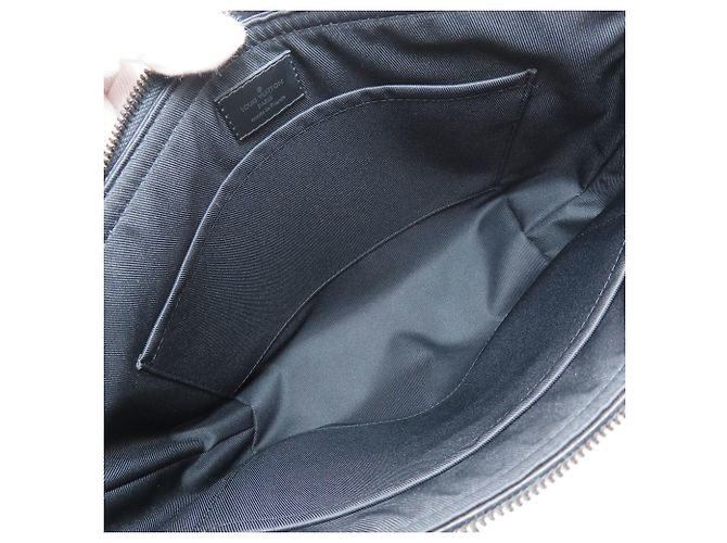Borsa a tracolla Louis Vuitton Odyssée Messenger PM Nero - vista 5